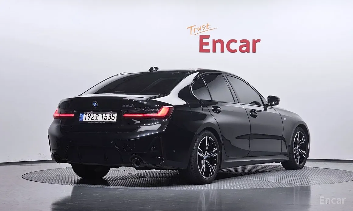 Фото 2 - BMW 3 Series