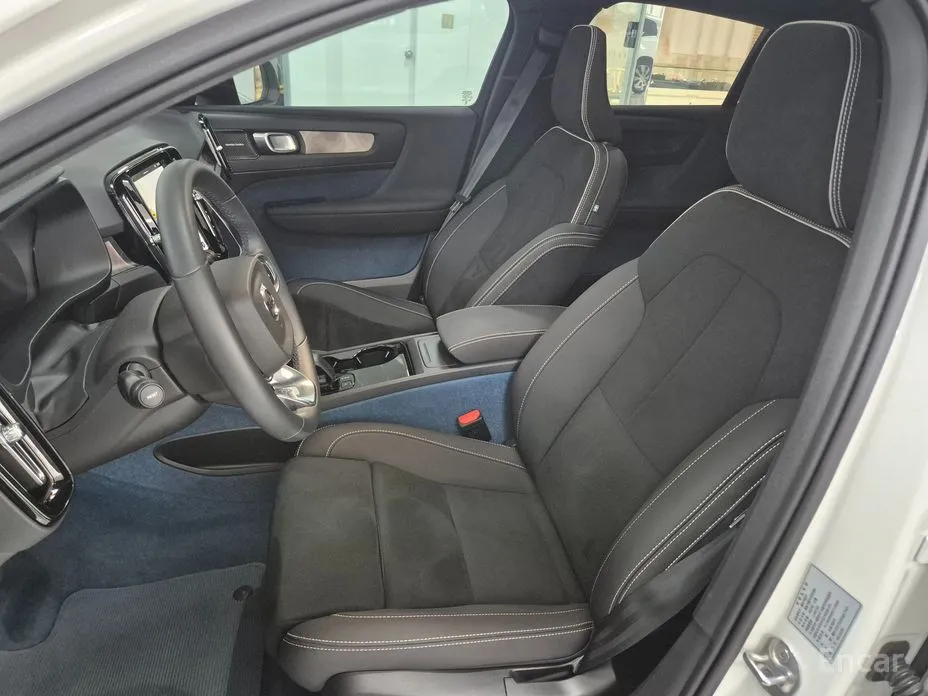 Фото 10 - Volvo C40