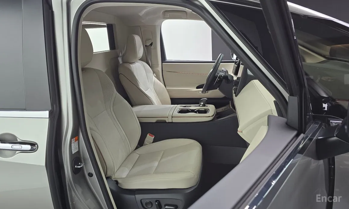 Фото 12 - Lexus LM