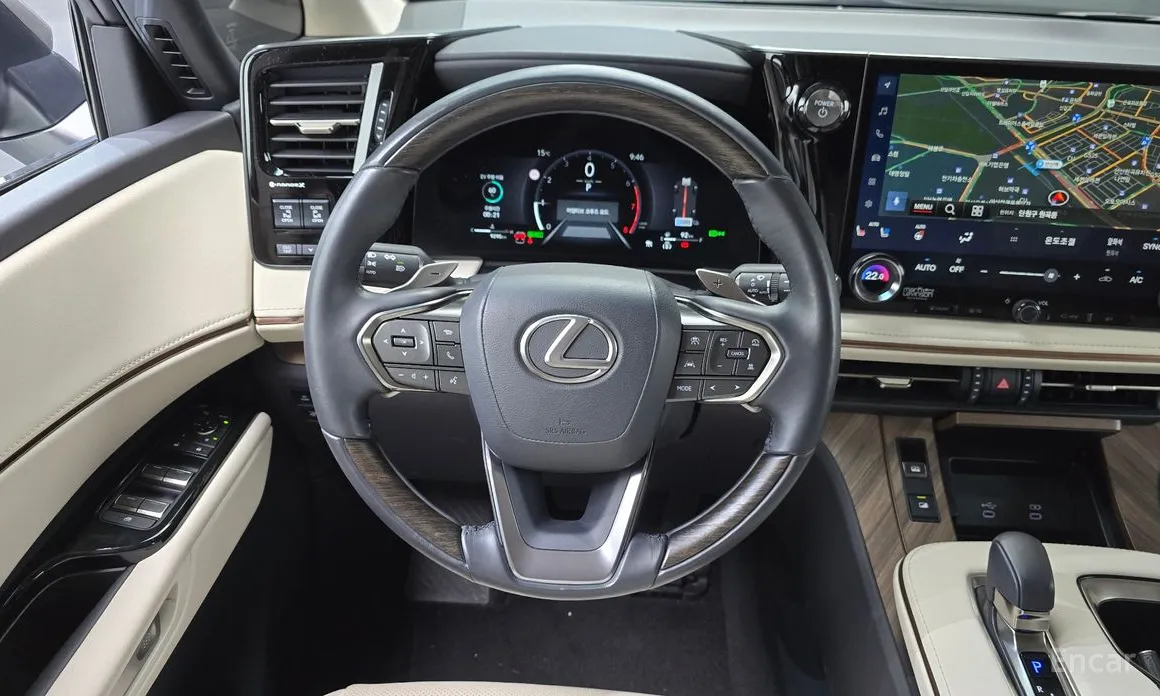 Фото 13 - Lexus LM