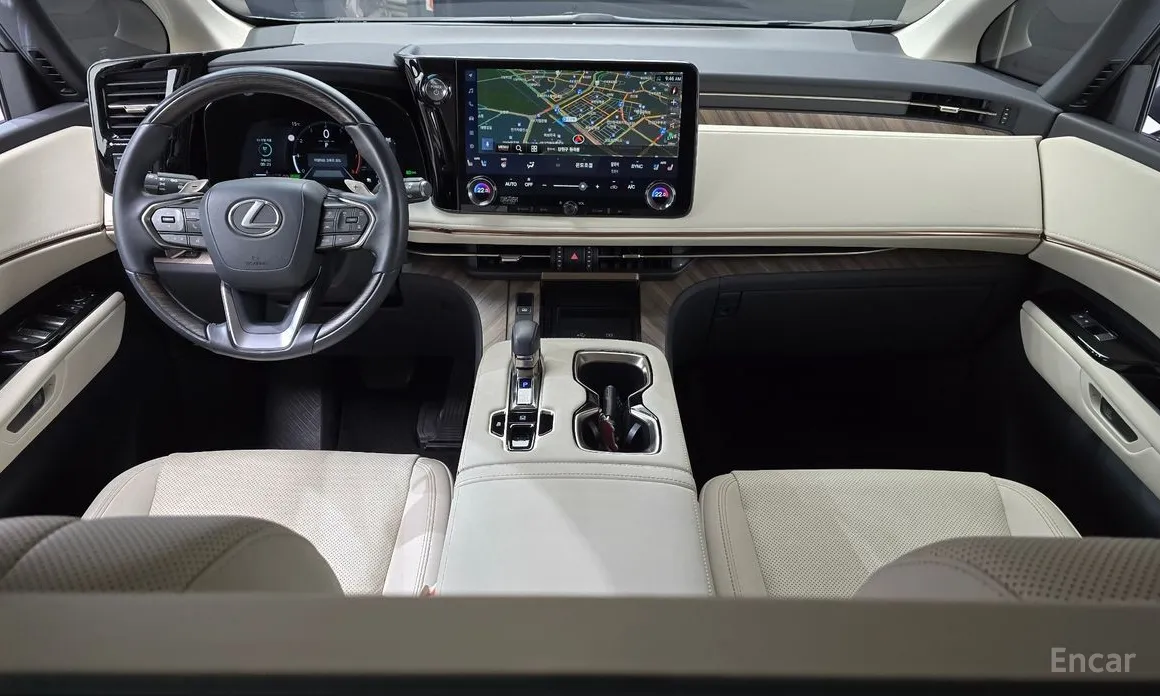 Фото 7 - Lexus LM