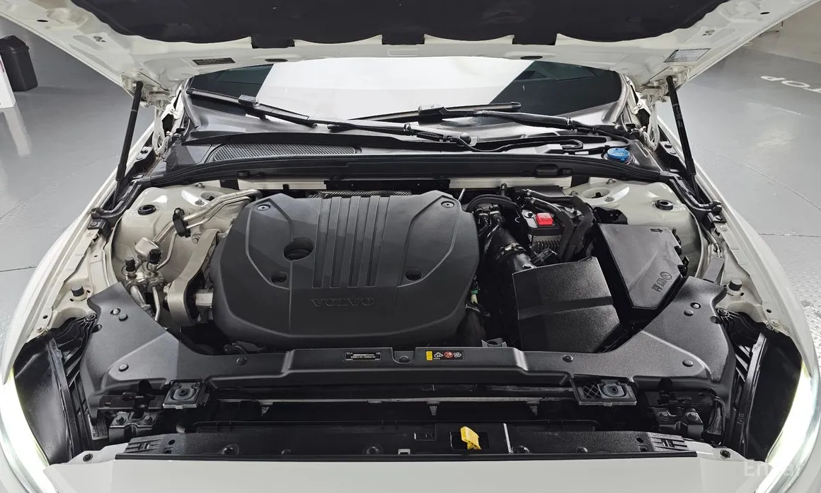 Фото 6 - Volvo S60