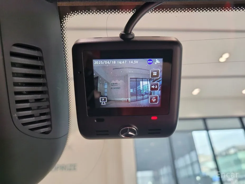 Фото 15 - Mercedes-Benz SL-Class