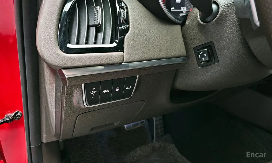 Фото 16 - Kia Stinger