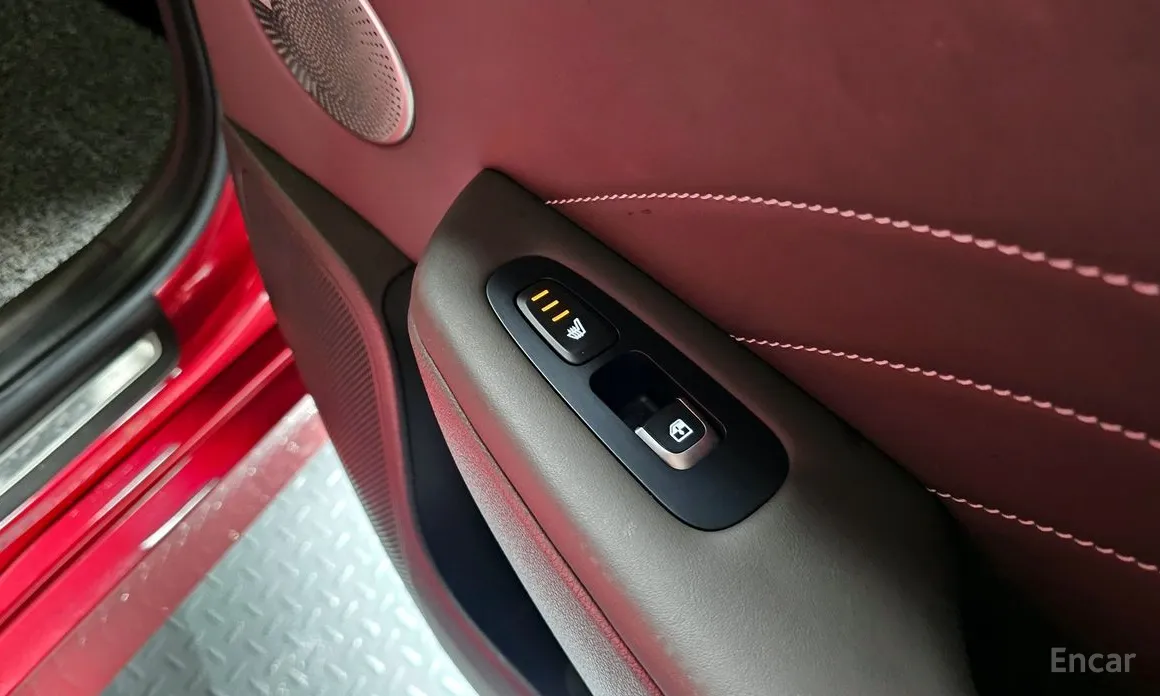 Фото 19 - Kia Stinger