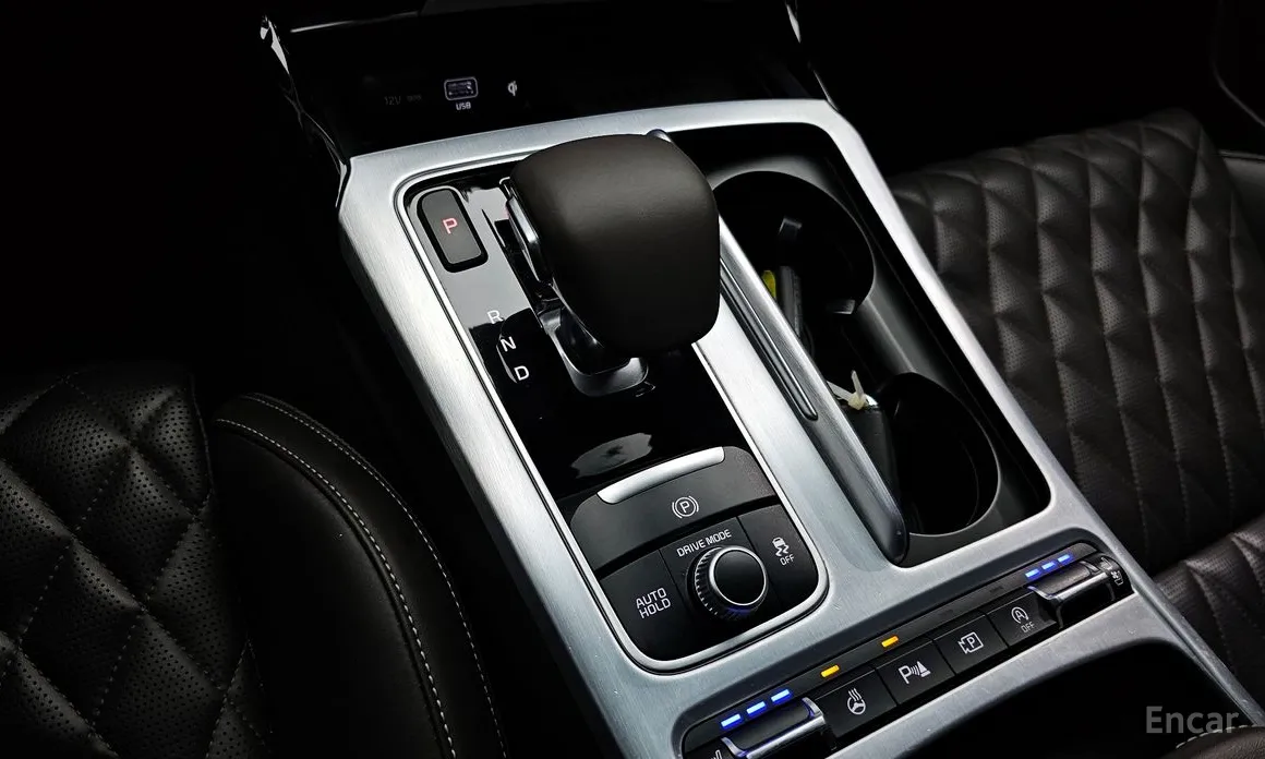 Фото 9 - Kia Stinger