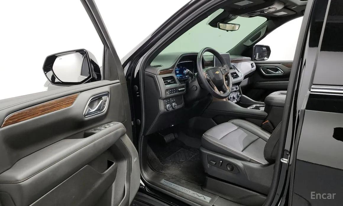 Фото 10 - Chevrolet Tahoe