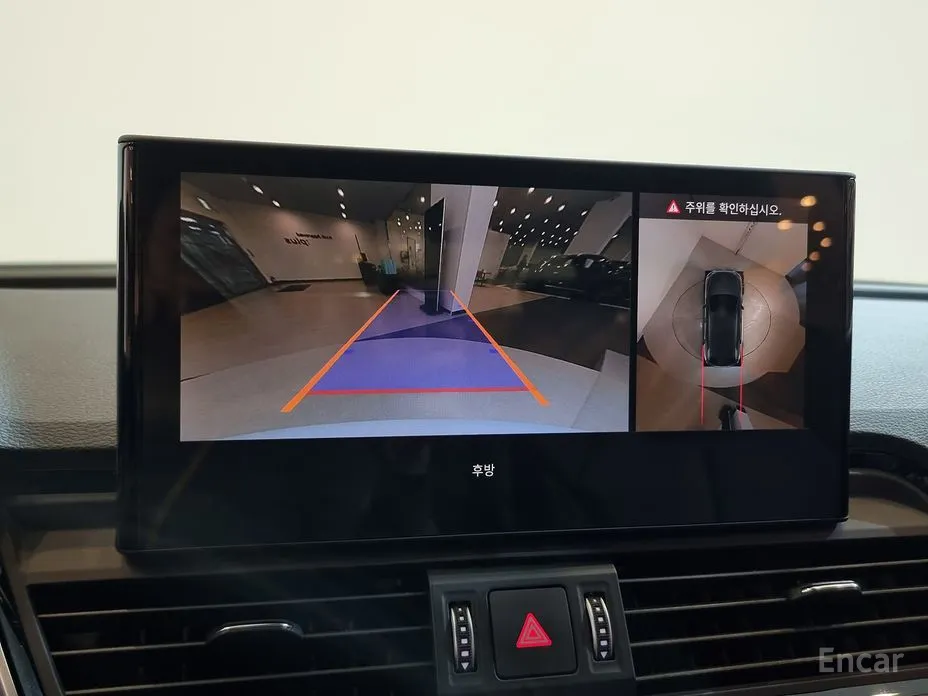 Фото 18 - Audi Q5