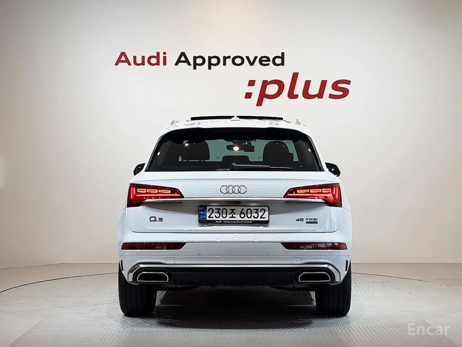 Фото 4 - Audi Q5