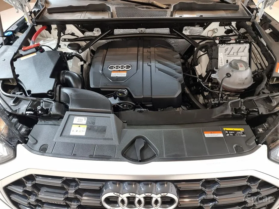 Фото 6 - Audi Q5