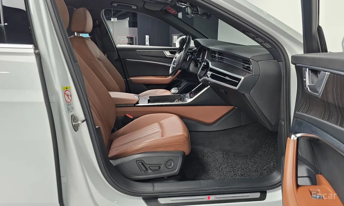 Фото 11 - Audi A6