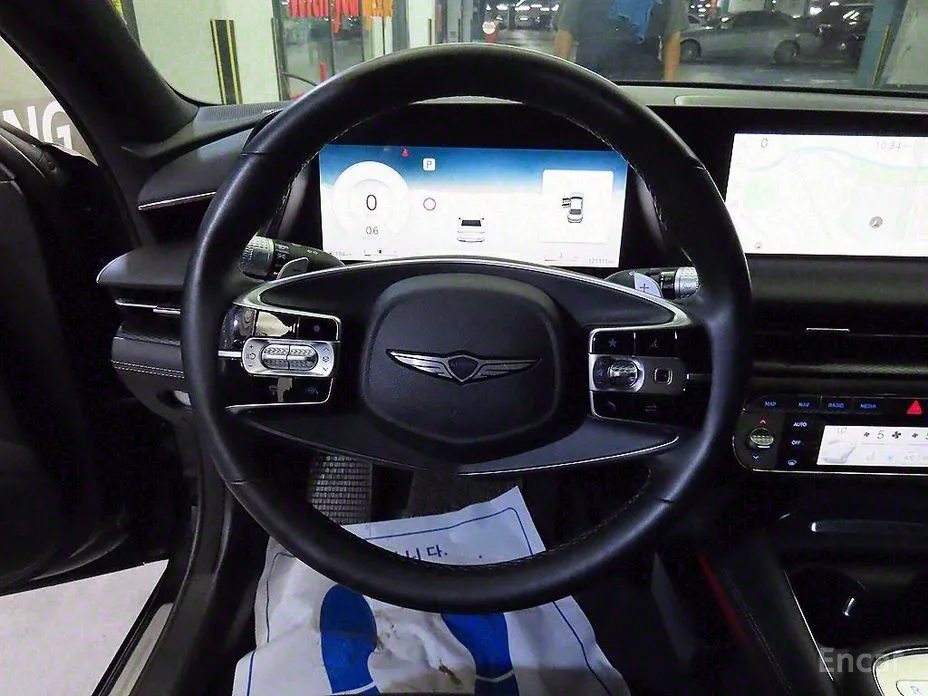 Фото 8 - Genesis G90