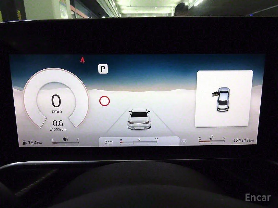 Фото 9 - Genesis G90