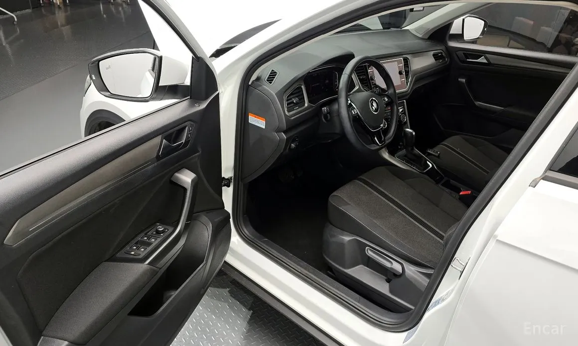 Фото 10 - Volkswagen T-Roc