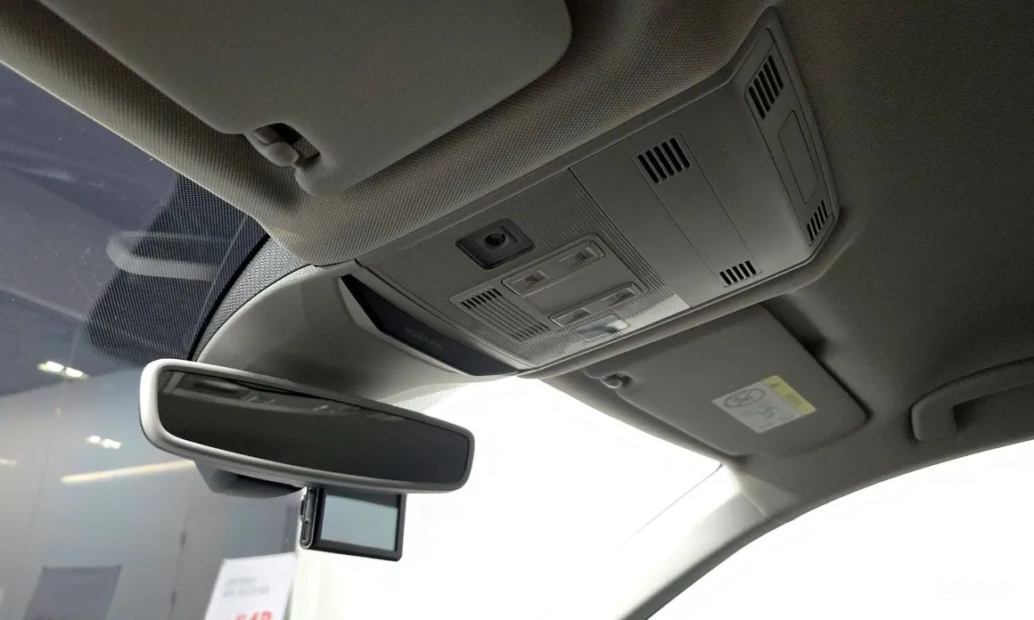 Фото 19 - Volkswagen T-Roc