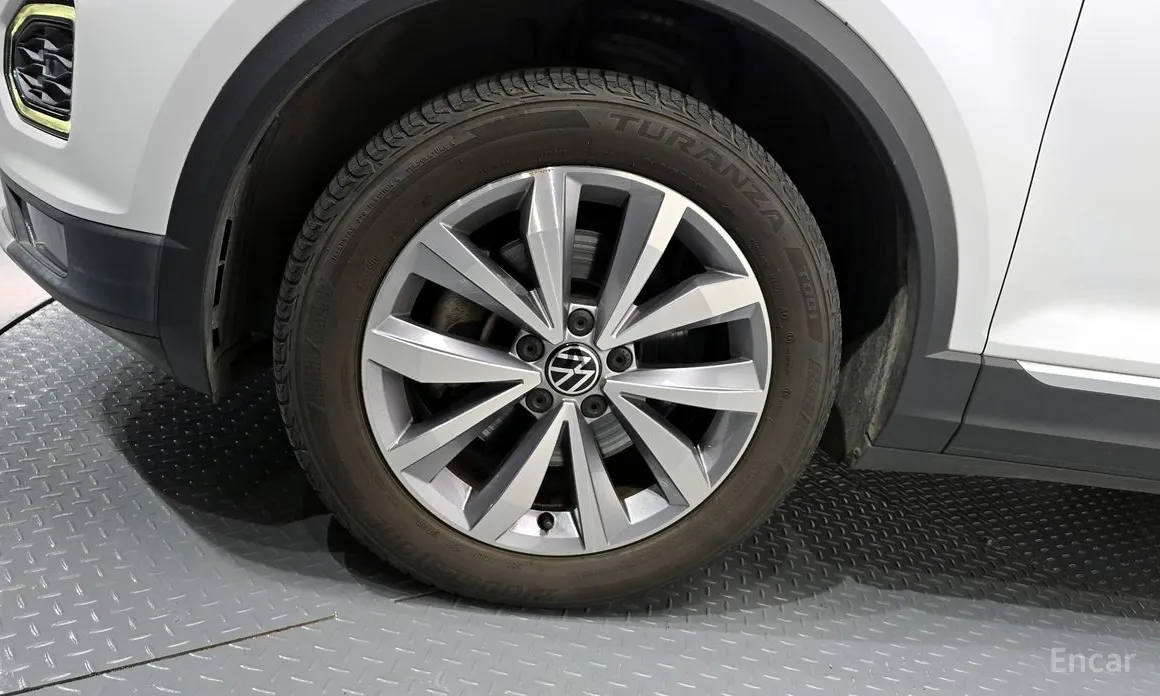 Фото 5 - Volkswagen T-Roc