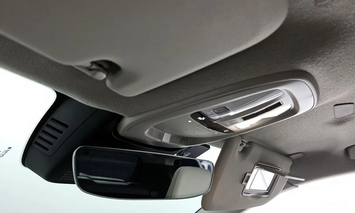 Фото 18 - Volvo XC40