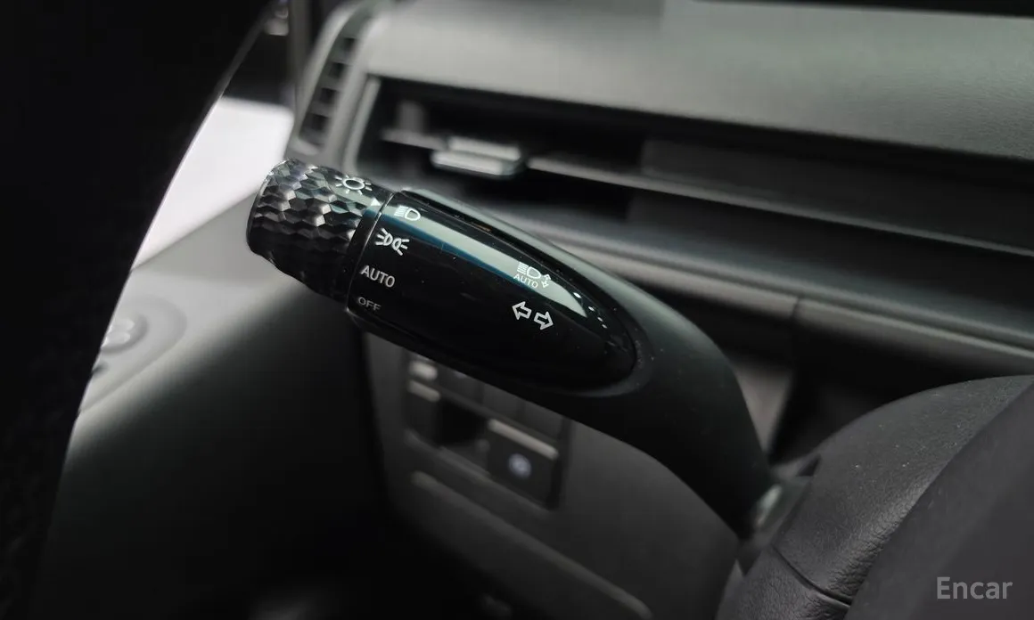 Фото 19 - Hyundai Staria