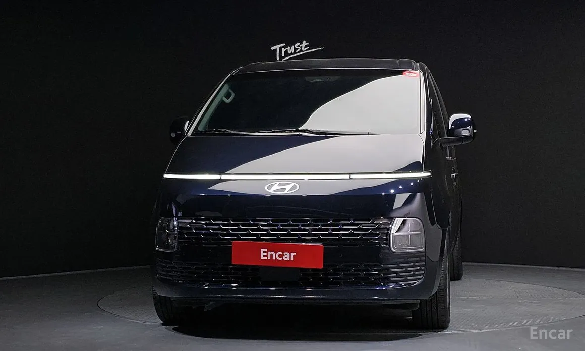 Фото 3 - Hyundai Staria