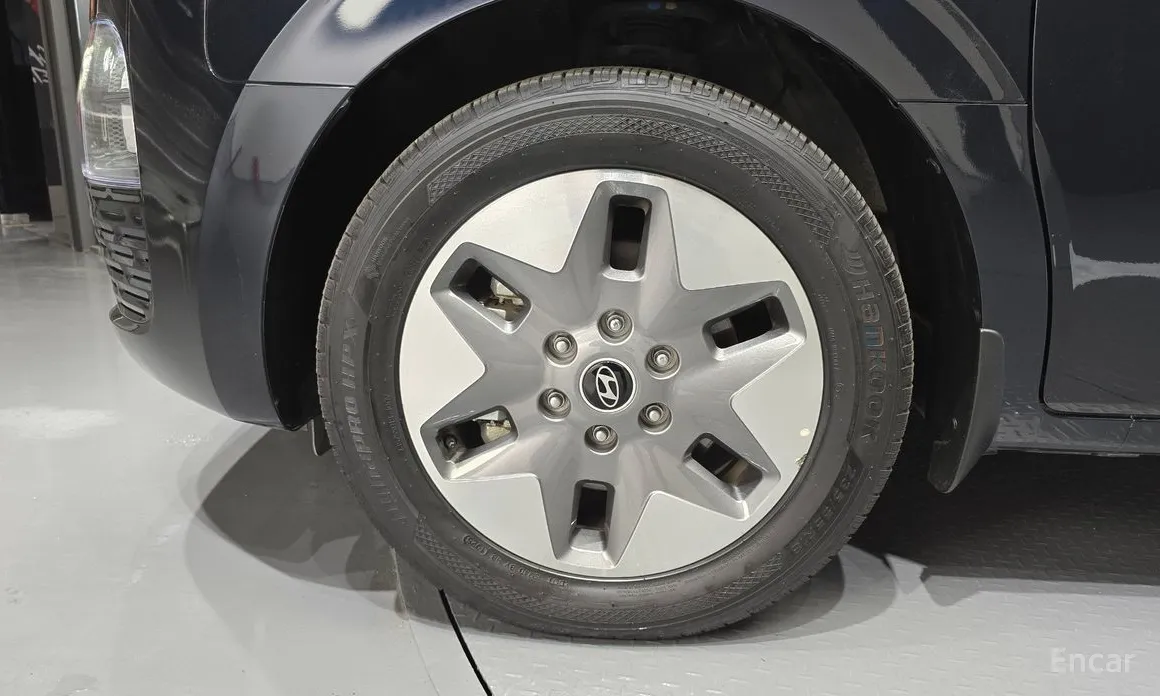 Фото 5 - Hyundai Staria