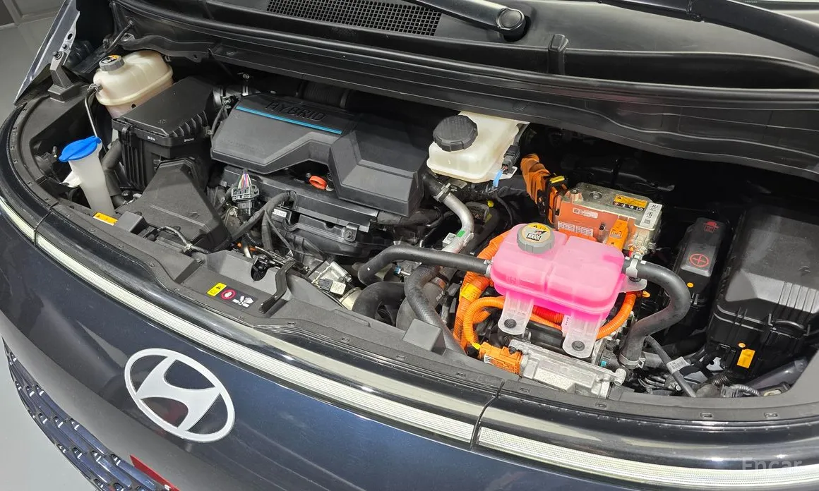 Фото 6 - Hyundai Staria