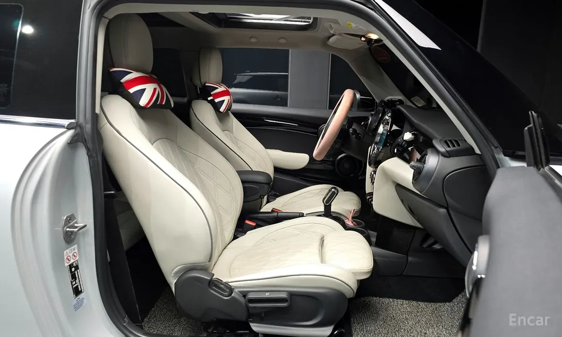 Фото 10 - Mini Cooper