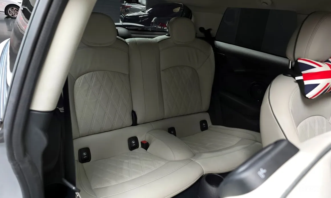 Фото 12 - Mini Cooper