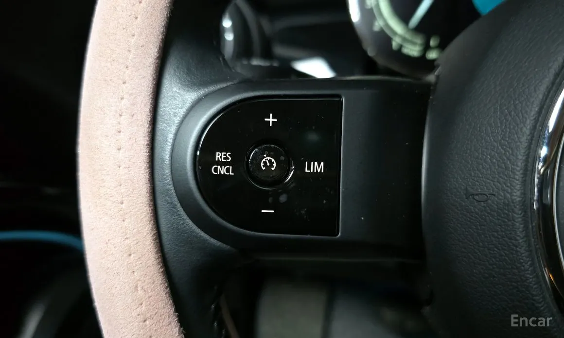 Фото 18 - Mini Cooper