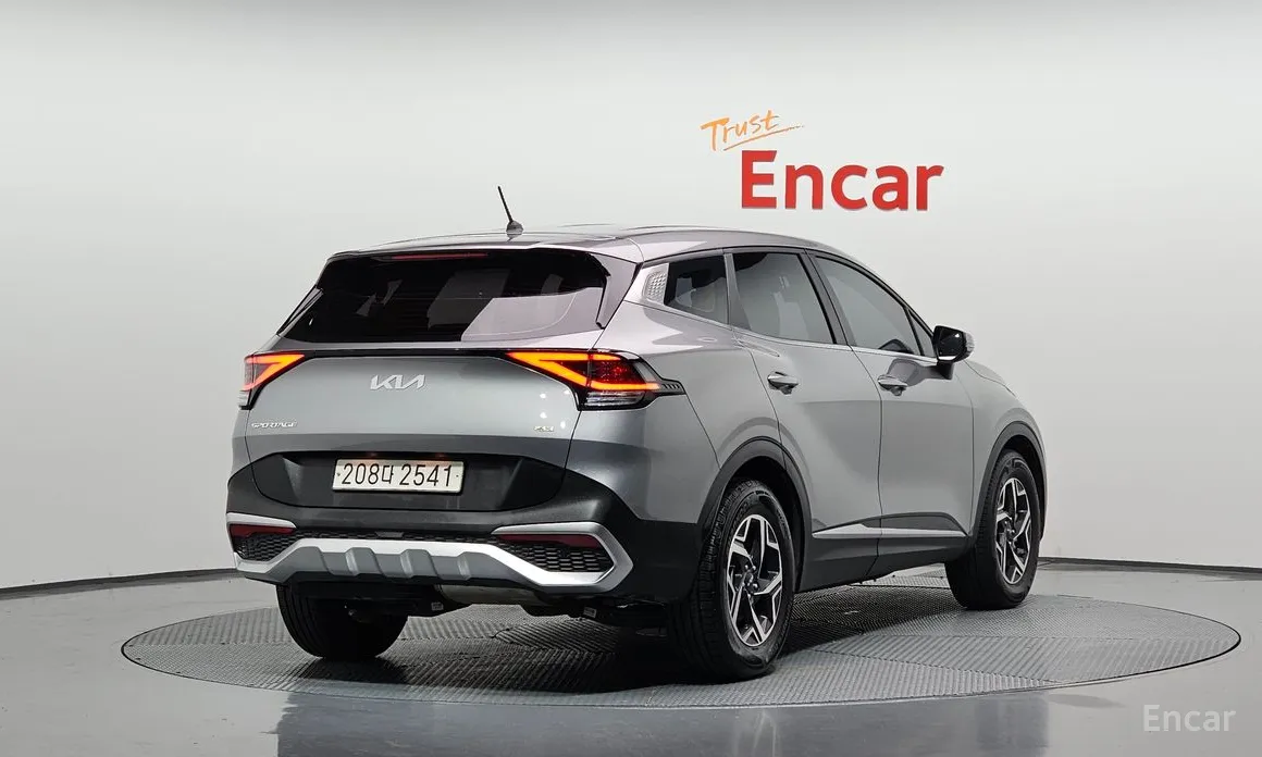 Фото 2 - Kia Sportage