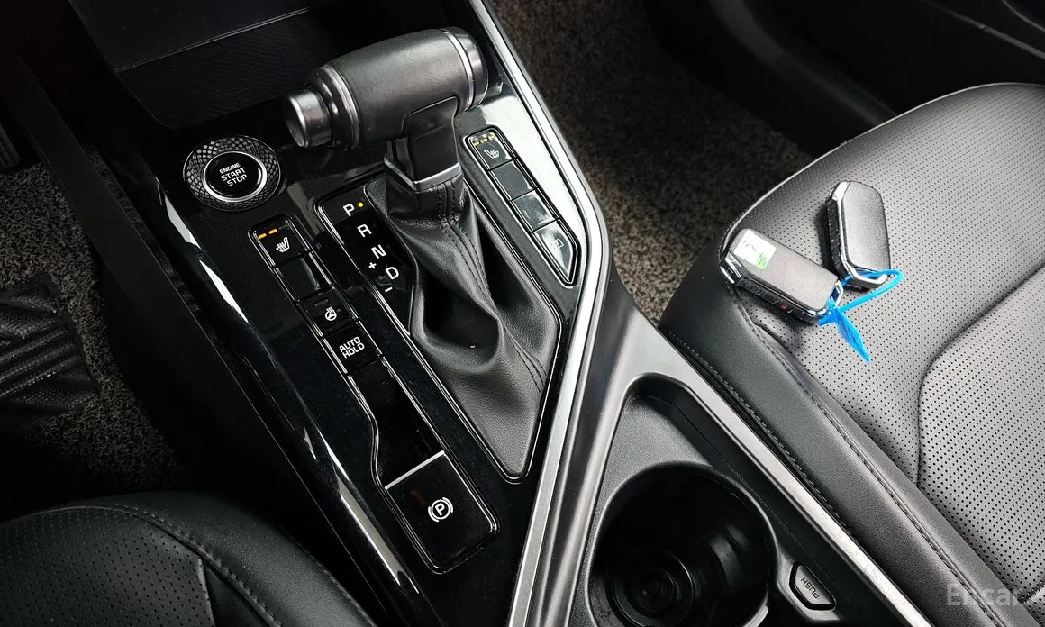 Фото 9 - Kia Niro