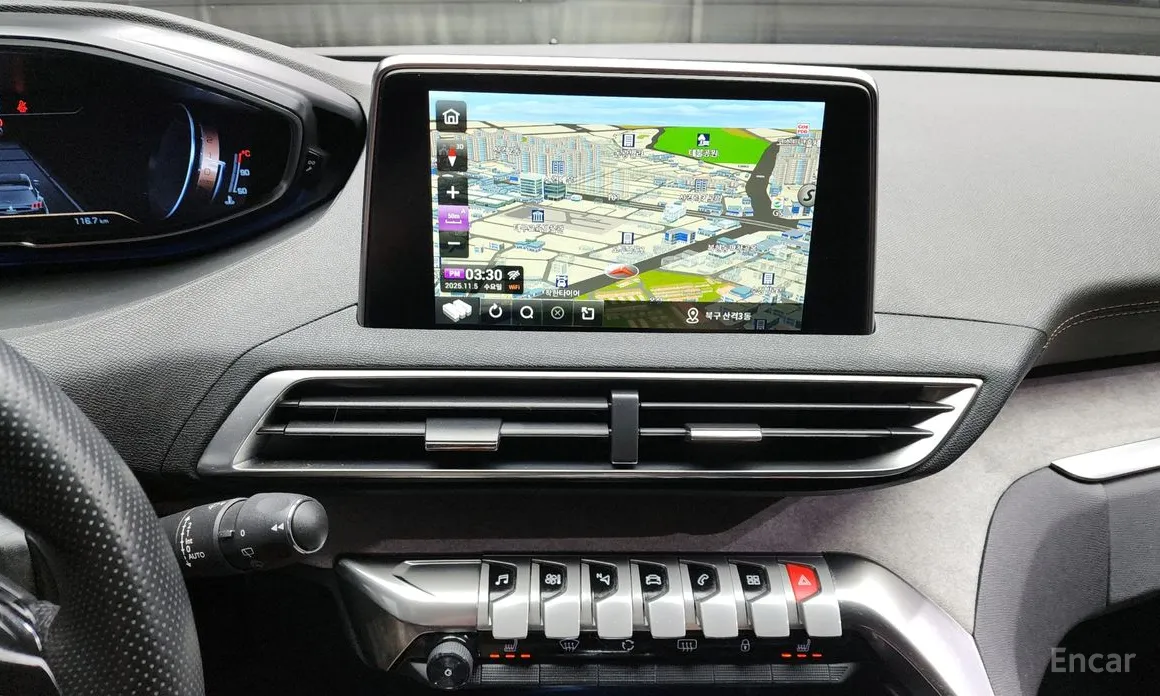 Фото 14 - Peugeot 5008