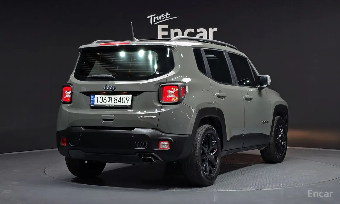 Фото 2 - Jeep Renegade