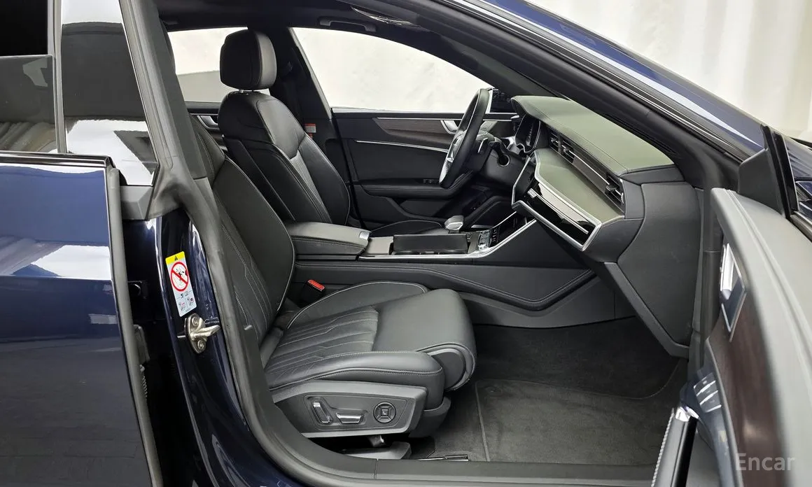 Фото 11 - Audi A7