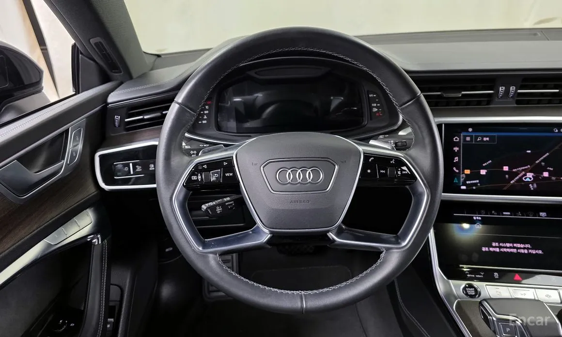 Фото 13 - Audi A7