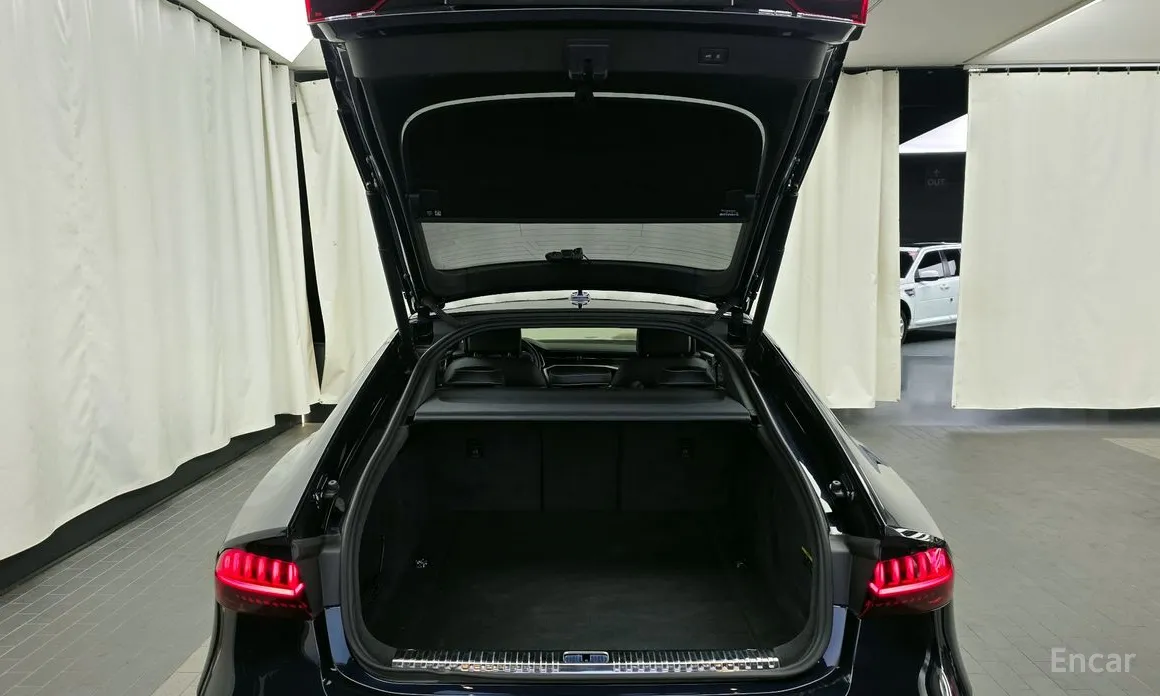 Фото 20 - Audi A7