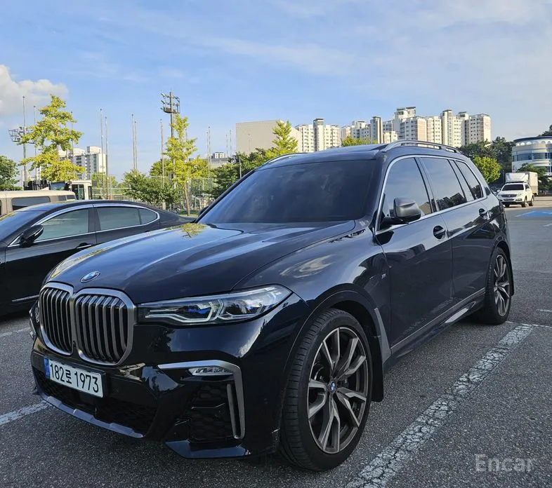 Фото 1 - BMW X7