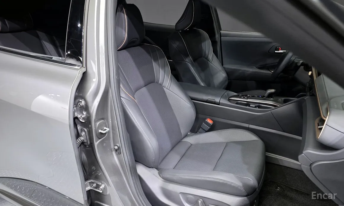 Фото 12 - Toyota Crown