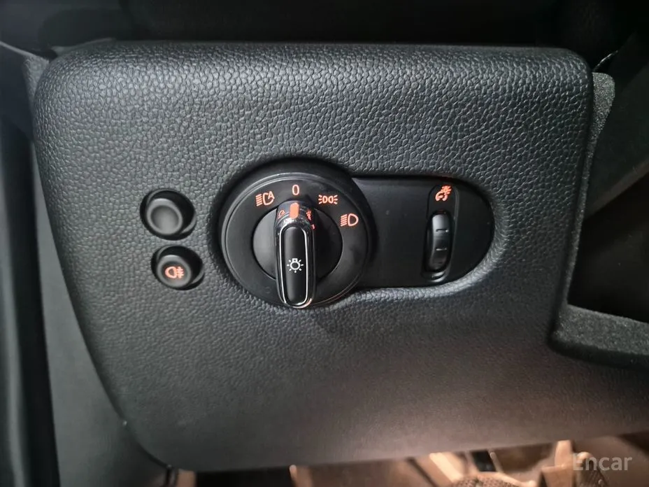 Фото 13 - Mini Cooper