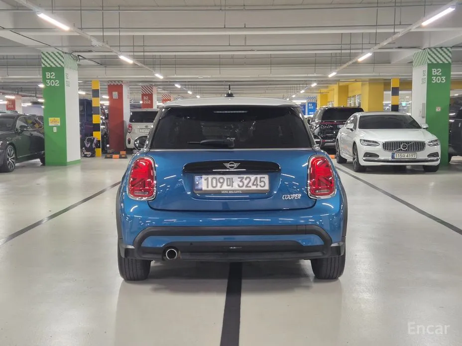 Фото 4 - Mini Cooper