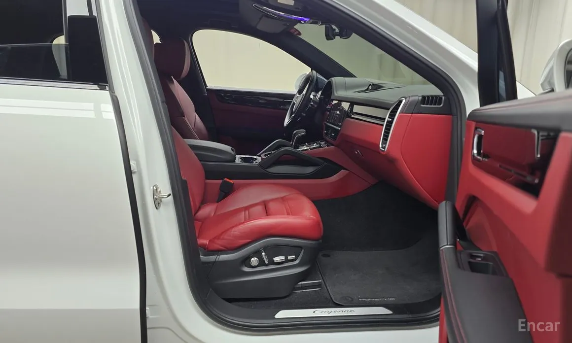 Фото 11 - Porsche Cayenne