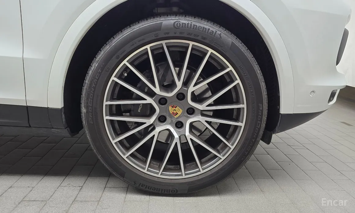 Фото 5 - Porsche Cayenne