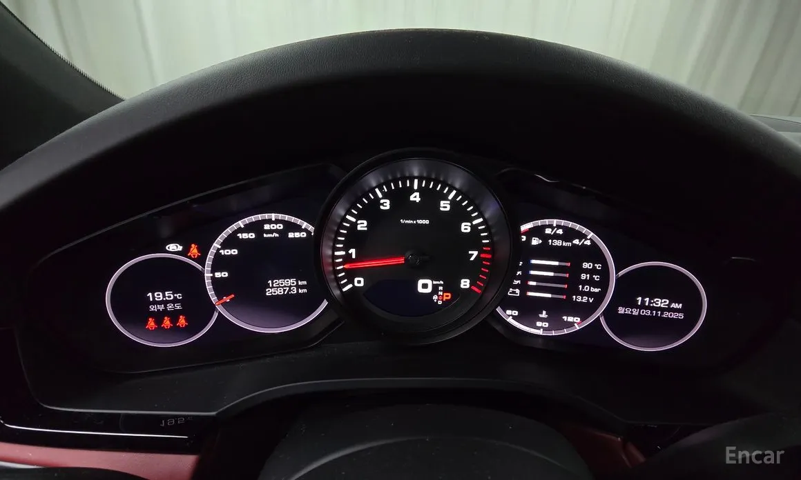 Фото 8 - Porsche Cayenne