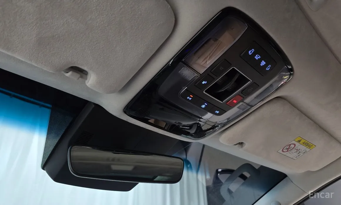 Фото 18 - Hyundai Staria