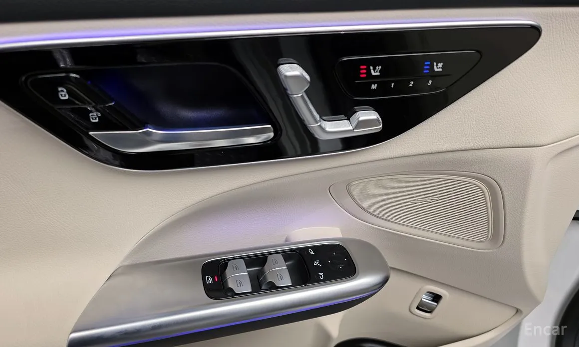 Фото 14 - Mercedes-Benz C-Class