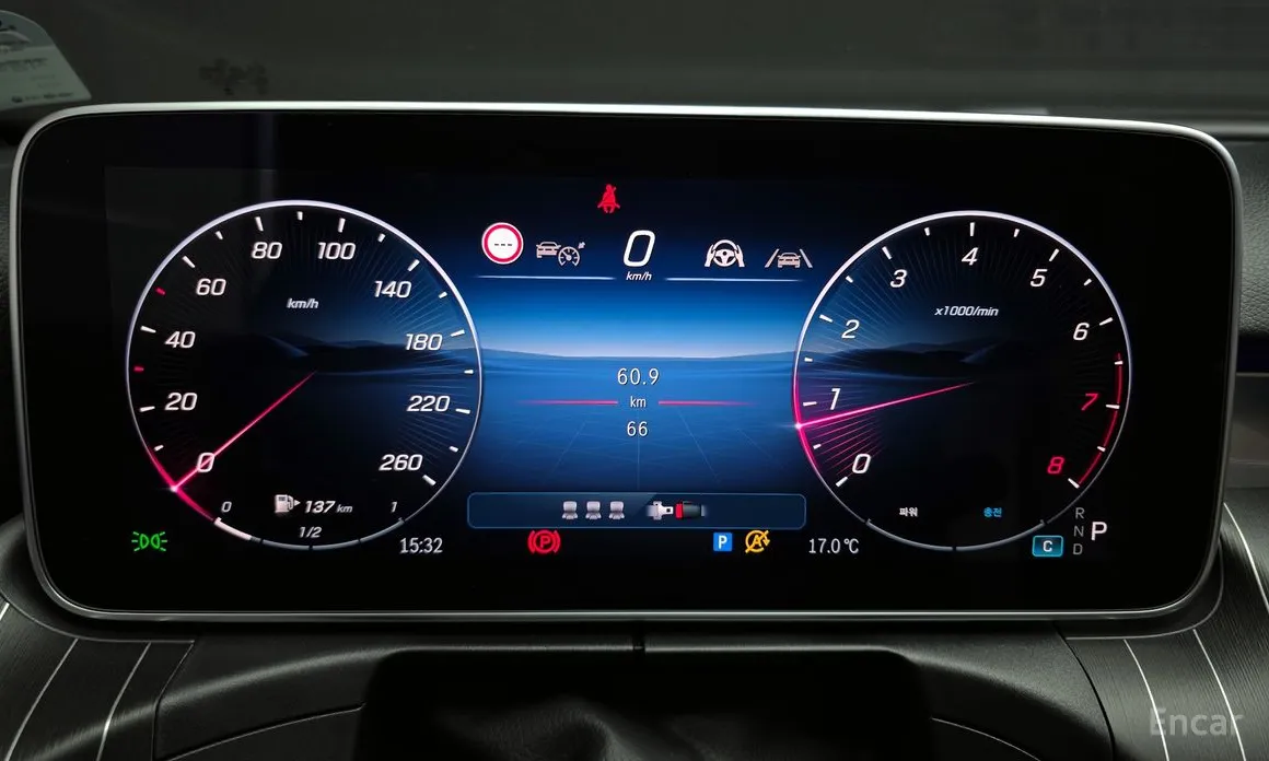 Фото 8 - Mercedes-Benz C-Class