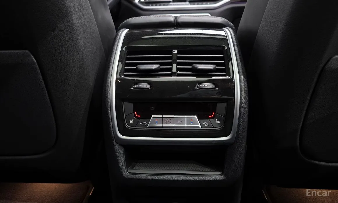 Фото 19 - BMW X5