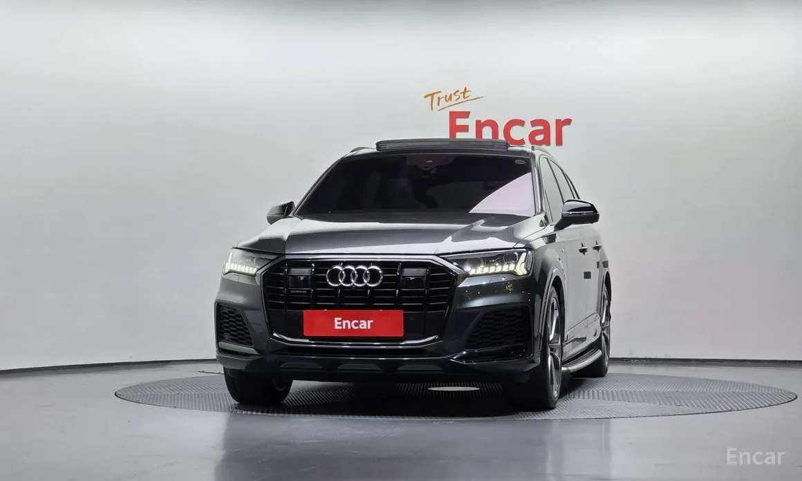 Фото 3 - Audi Q7