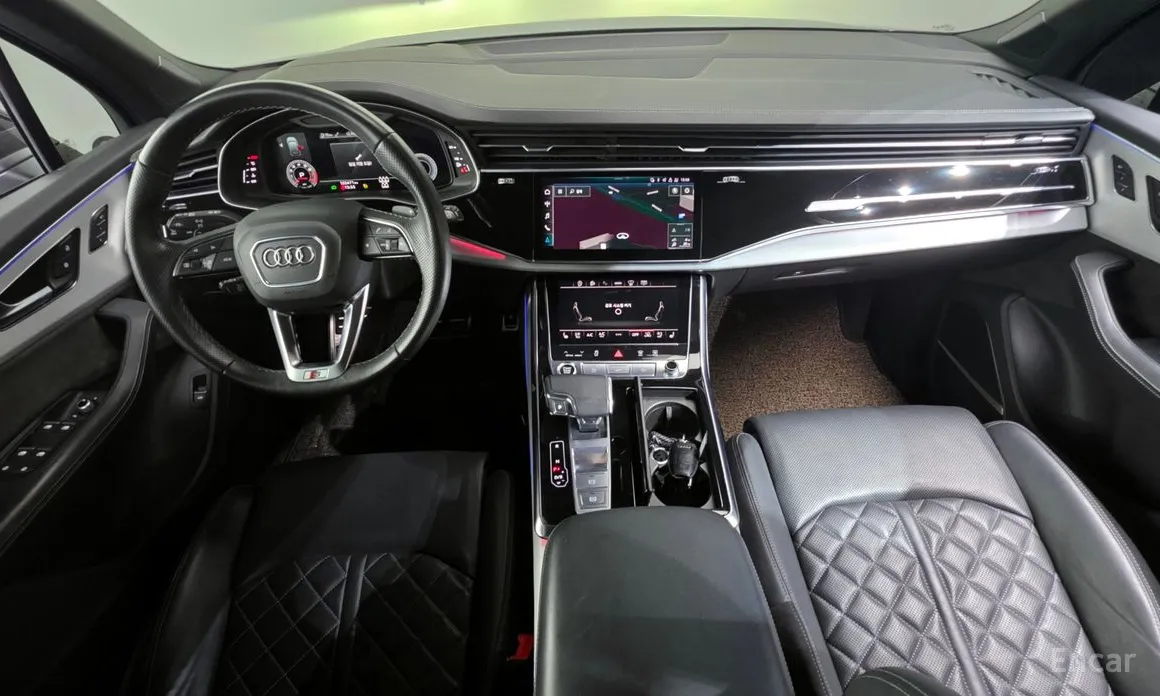 Фото 7 - Audi Q7