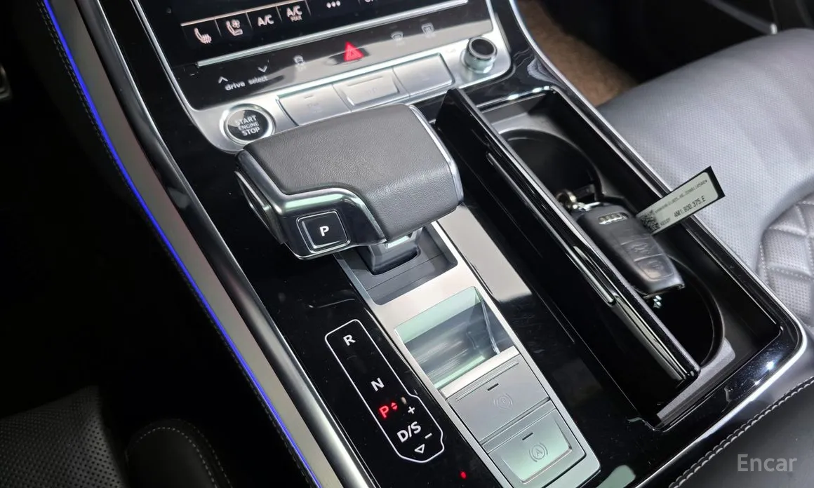 Фото 9 - Audi Q7