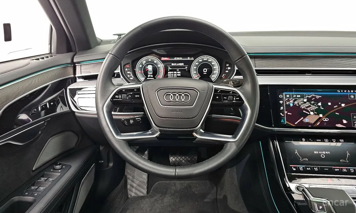 Фото 13 - Audi A8